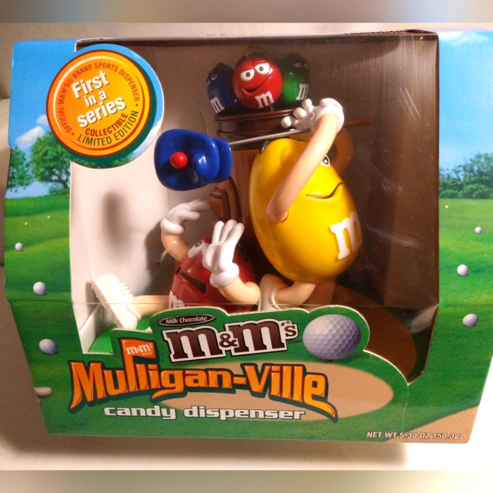 VINTAGE & COLLECTIBLE LIMITED EDITION M&MS MULLIGAN-VILLE CANDY DISPENSER (NWOT)